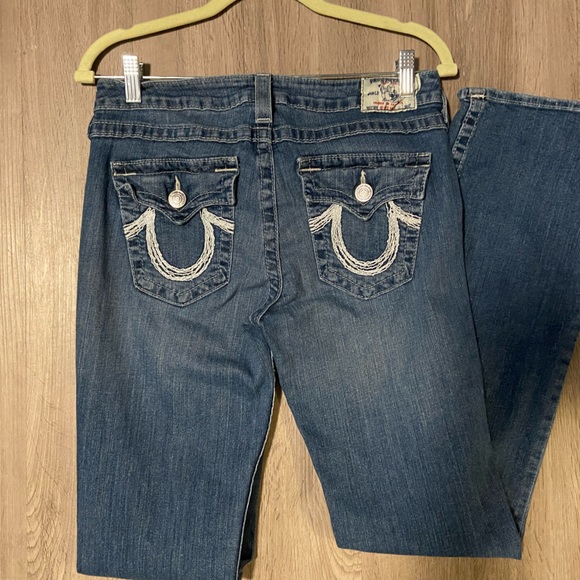 True religion women’s size 31’x34’ tall boot cut - Picture 2 of 3
